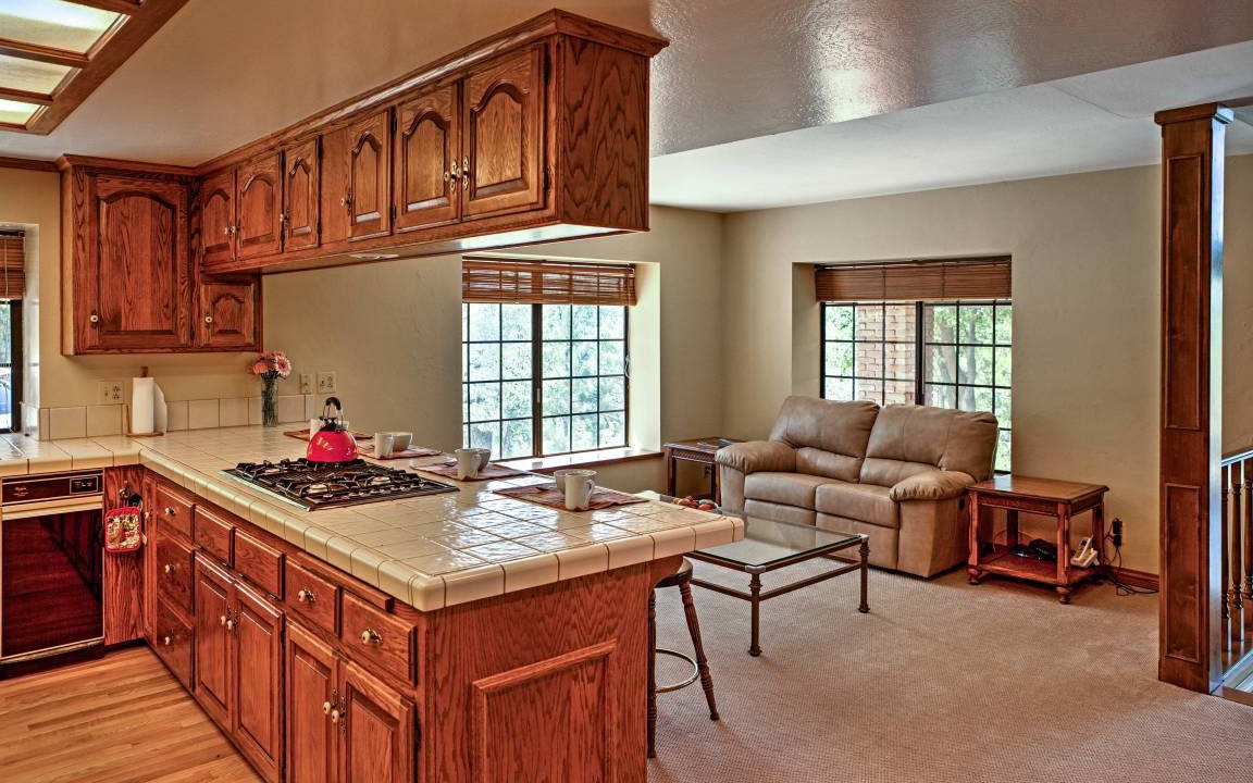 Photo of Kitchen in Lake Arrowhead