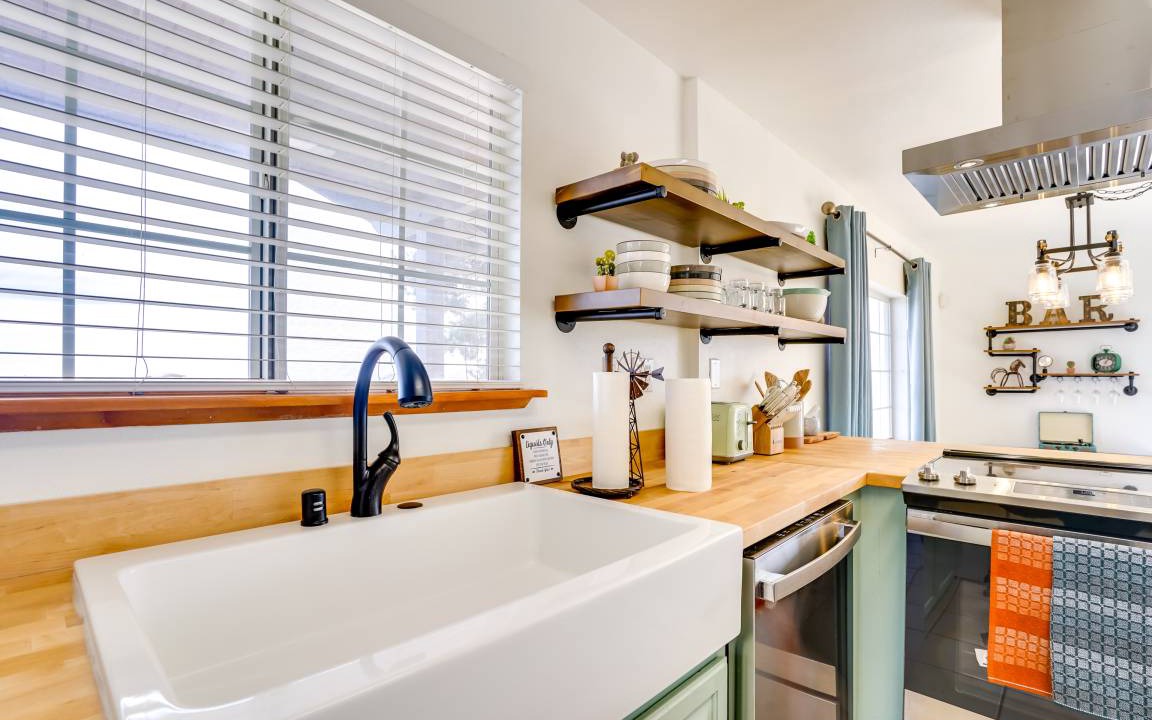 Photo of Kitchen in Landers