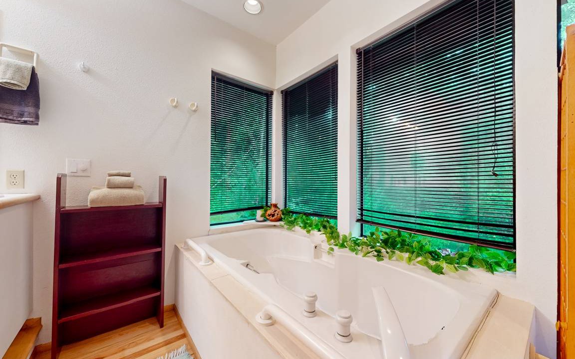 Photo of Bathroom in Crescent City