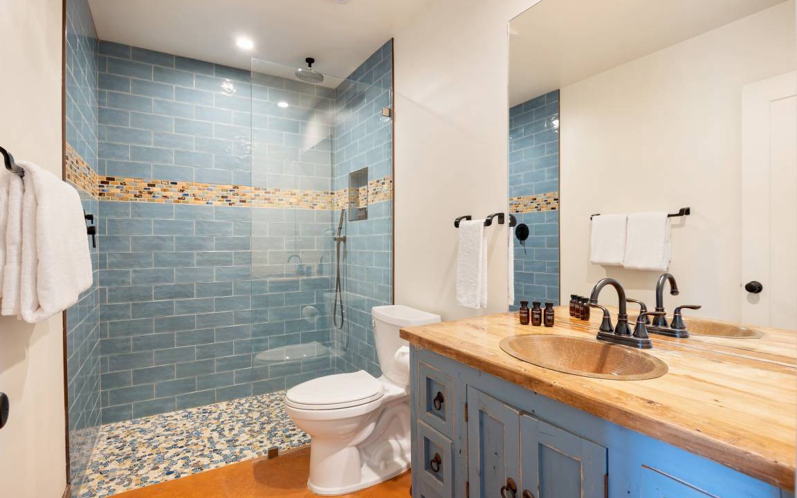 Photo of Bathroom in Bermuda Dunes