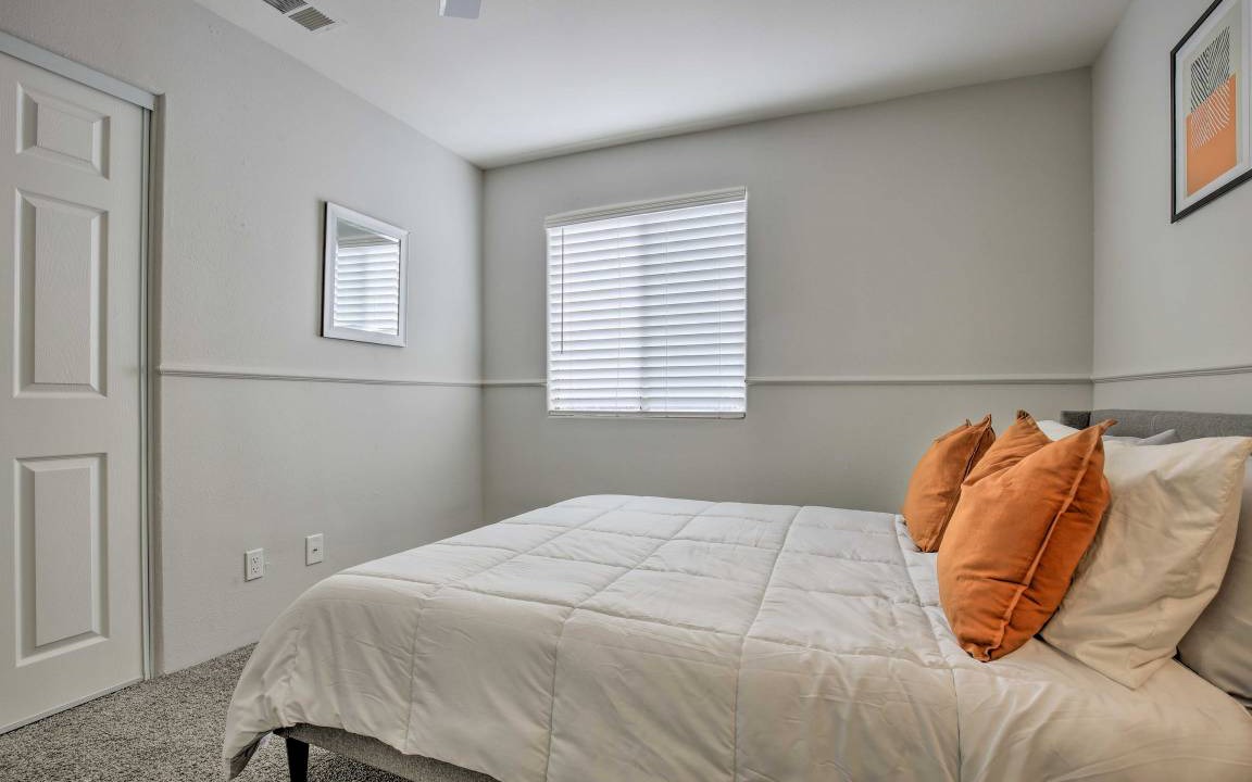 Photo of Bedroom in Desert Hot Springs