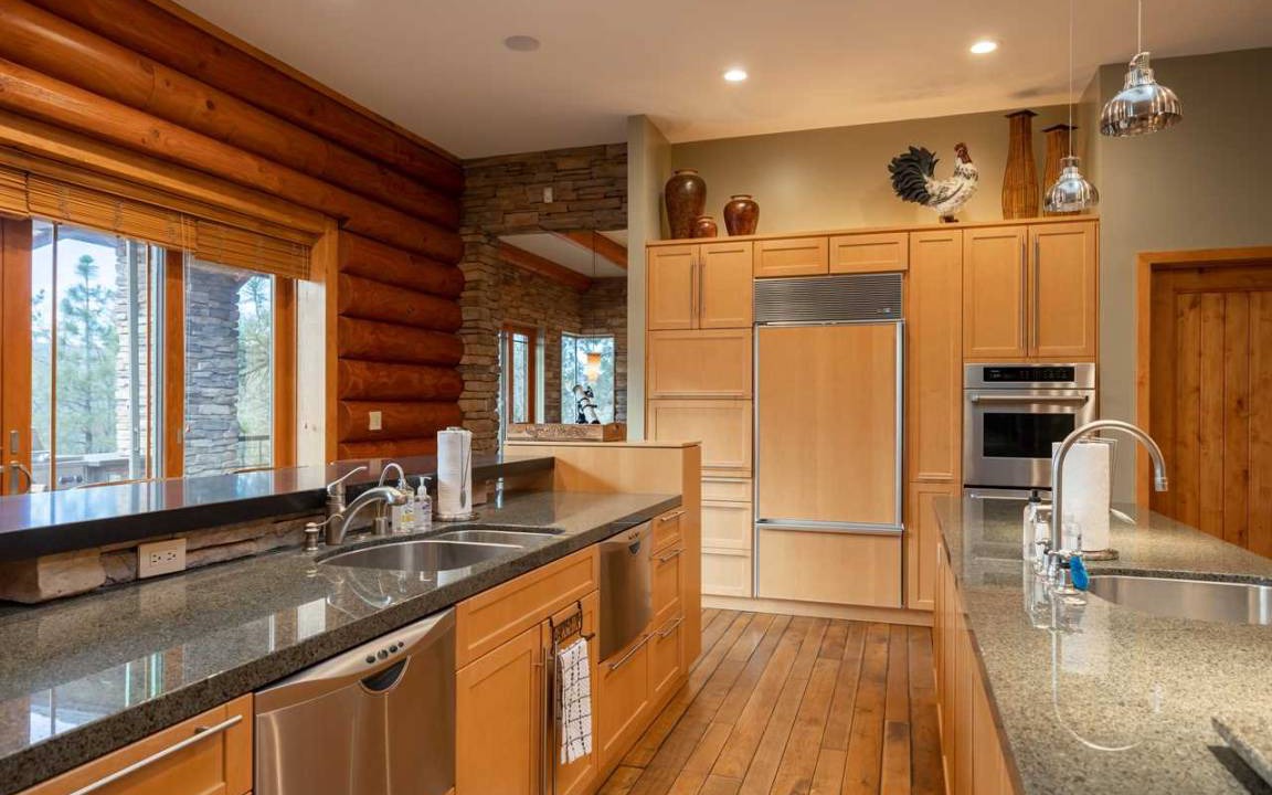 Photo of Kitchen in Upper Moonridge