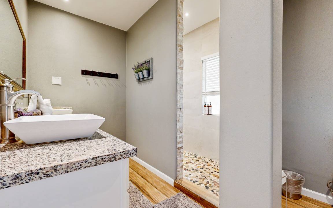 Photo of Bathroom in Indio Hills