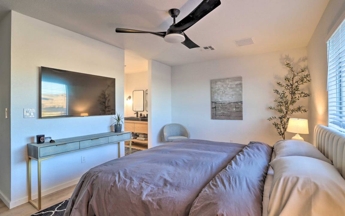 Photo of Bedroom in Desert Hot Springs
