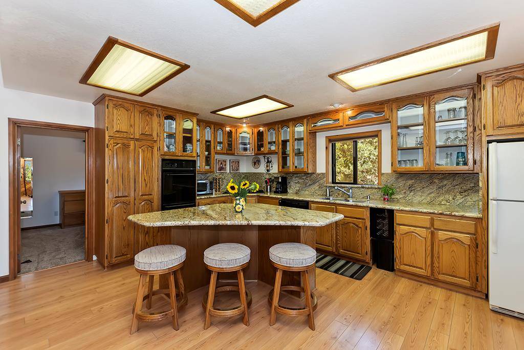 Photo of Kitchen in Fawnskin