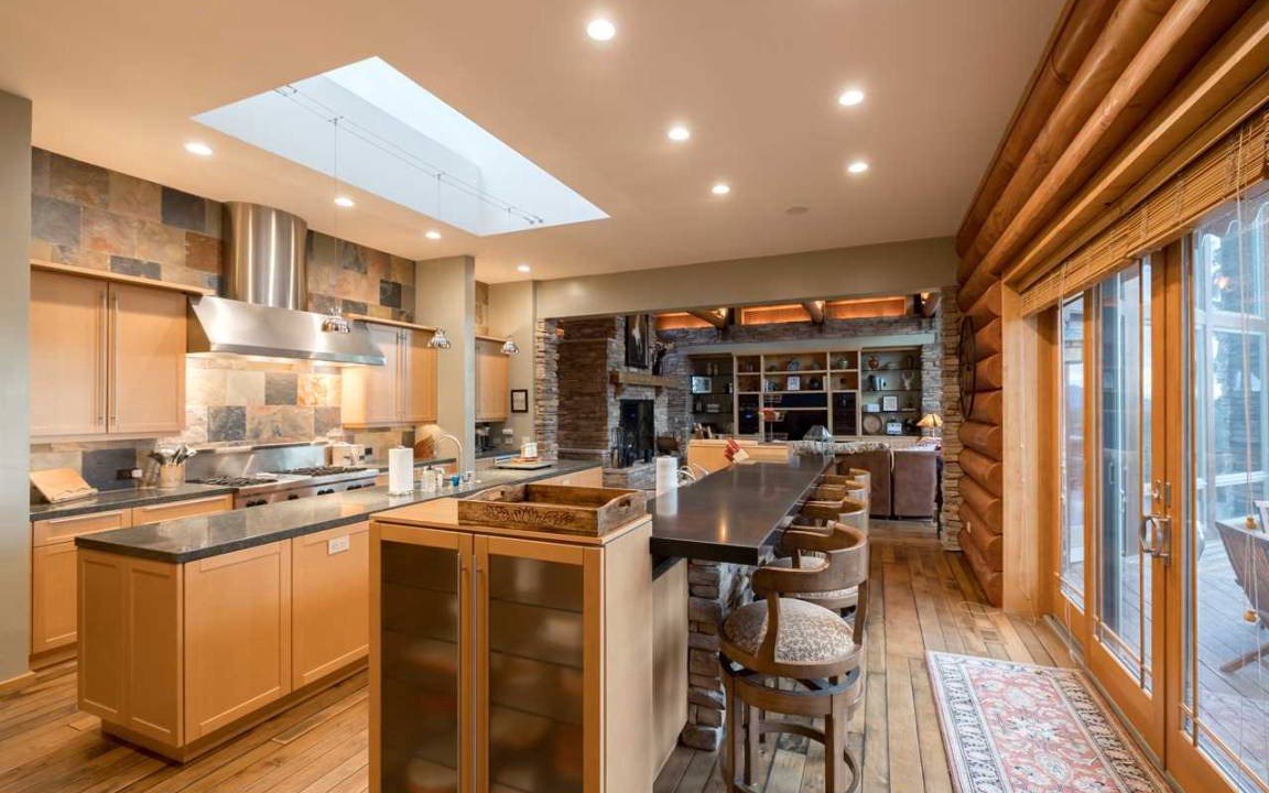 Photo of Kitchen in Upper Moonridge