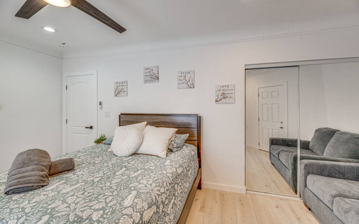 Photo of Bedroom in East Los Angeles