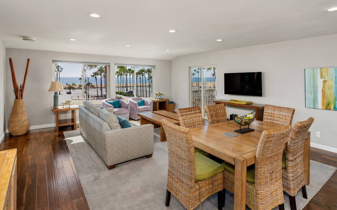 Photo of Others in Balboa Peninsula