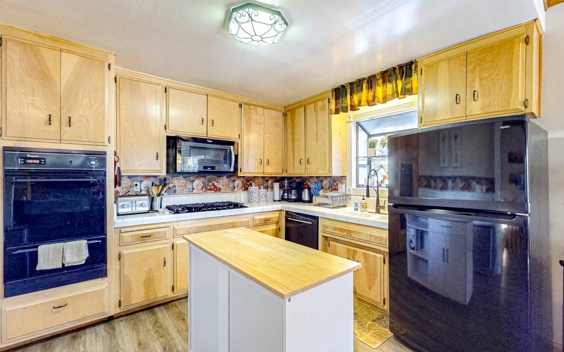 Photo of Kitchen in Crestline