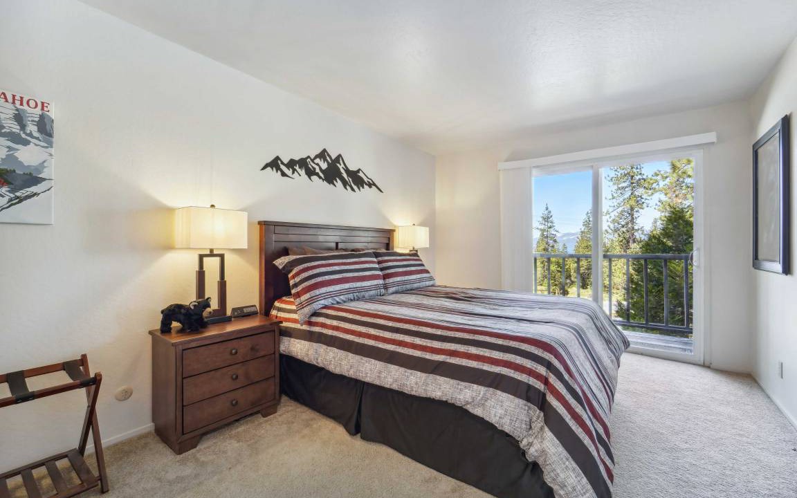 Photo of Bedroom in Dollar Point