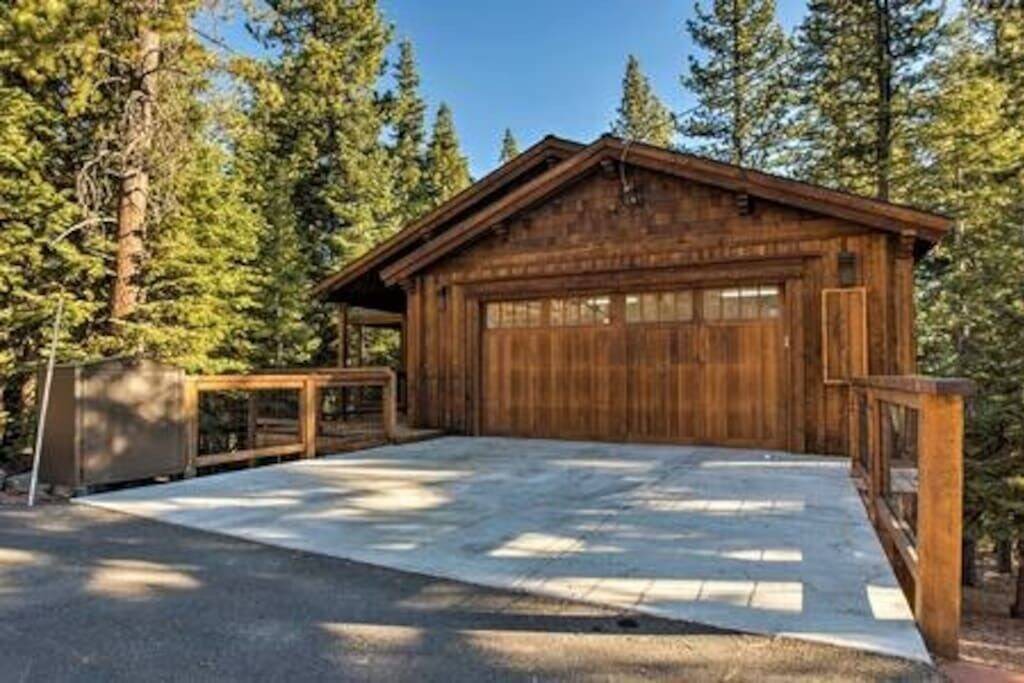 Photo of Others in Truckee