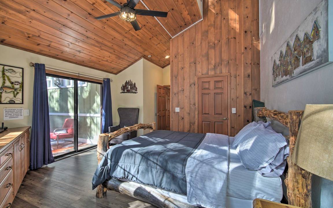 Photo of Bedroom in Lake Arrowhead
