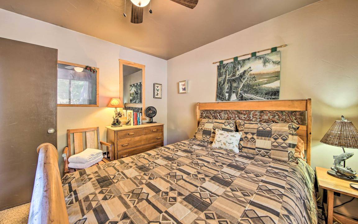 Photo of Bedroom in Lake Arrowhead