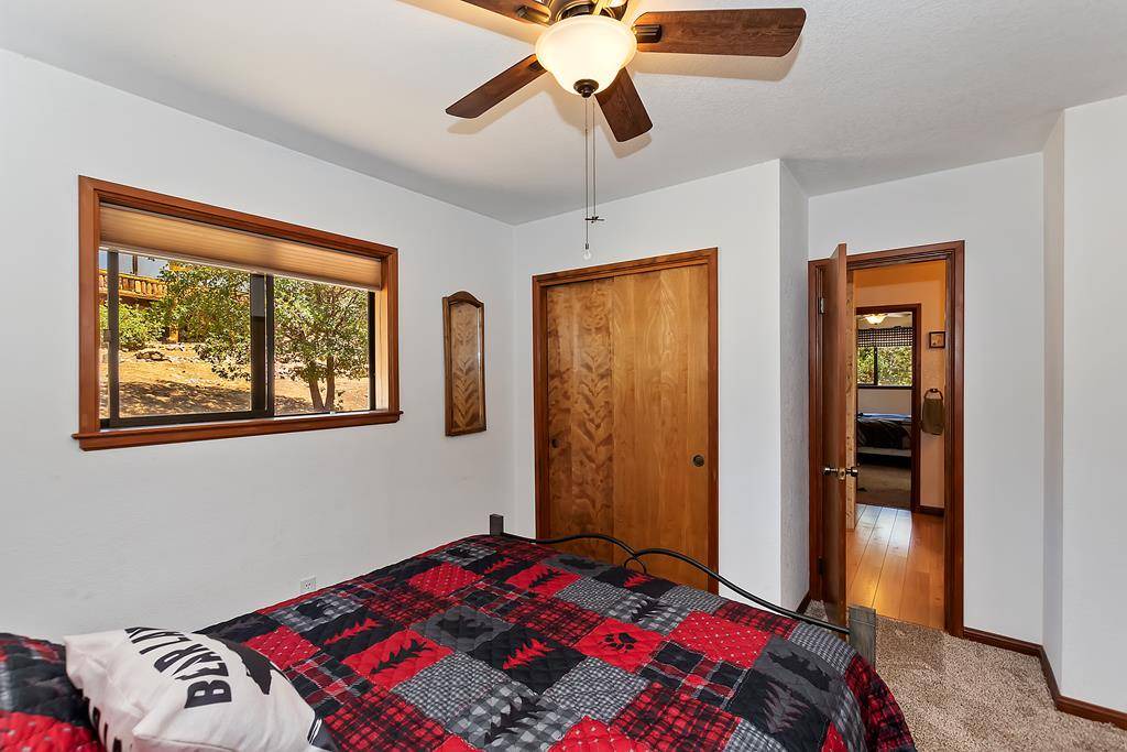 Photo of Bedroom in Fawnskin