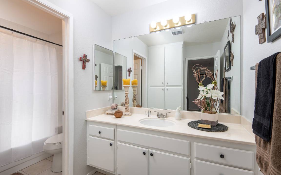 Photo of Bathroom in Mira Costa