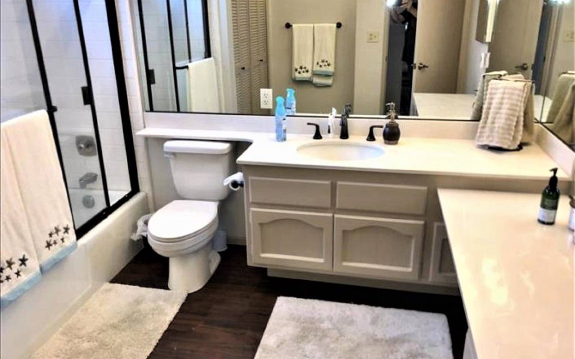 Photo of Bathroom in Lake Arrowhead