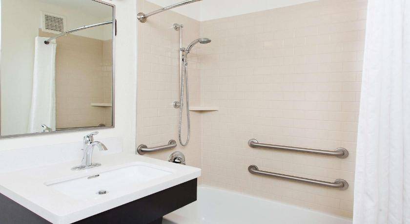 Photo of Bathroom in Anaheim Resort