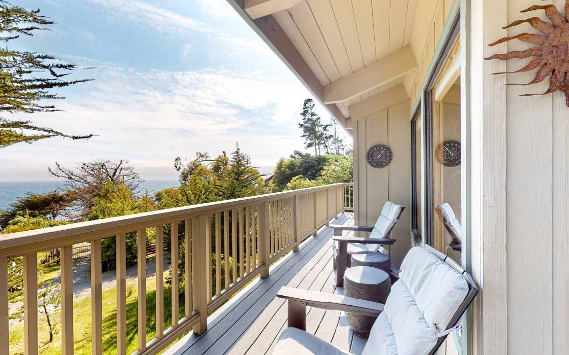 Photo of Patio Balcony in Gualala