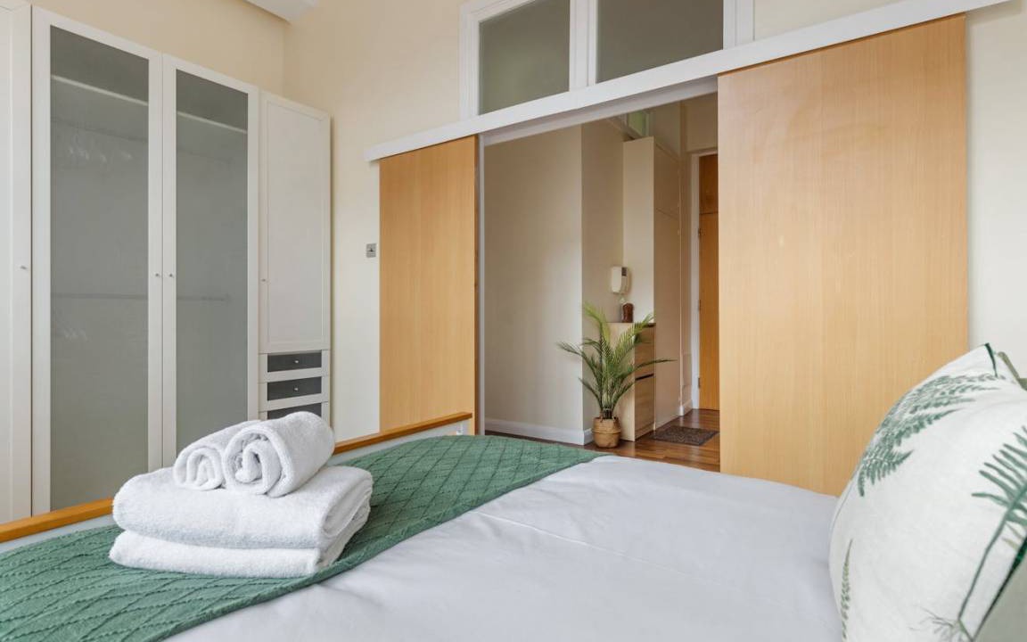 Photo of Bedroom in Limehouse