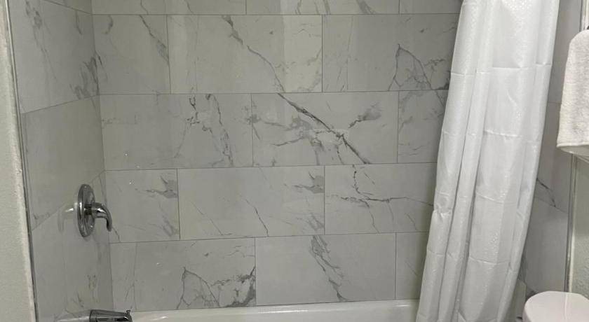 Photo of Bathroom in Sylmar