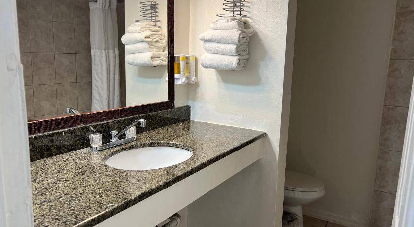 Photo of Bathroom in North Hills East