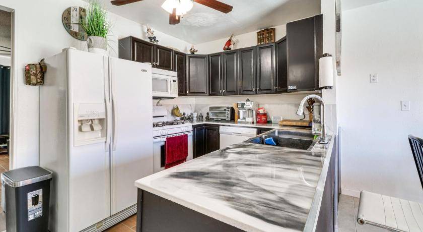 Photo of Kitchen in Palmdale