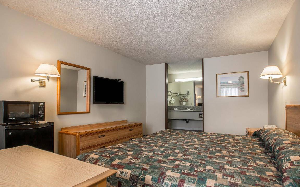 Photo of Bedroom in La Sierra