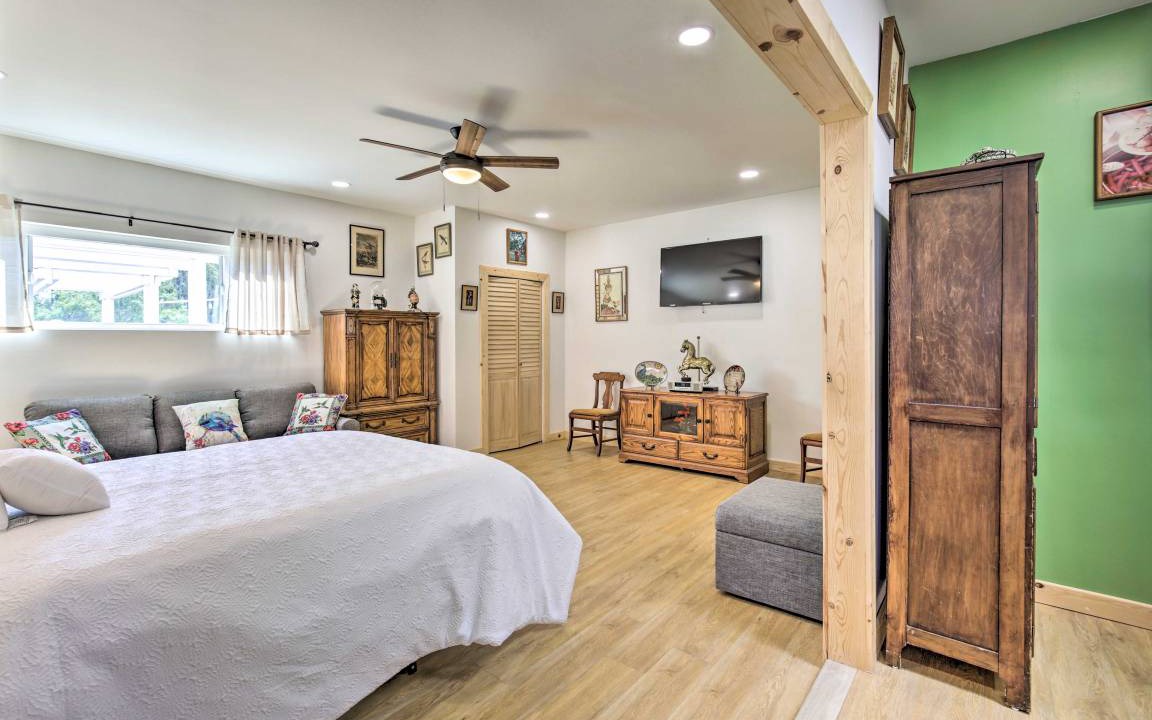 Photo of Bedroom in Lincoln Acres