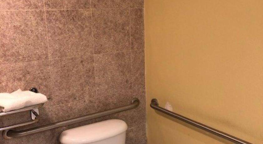Photo of Bathroom in East Pasadena