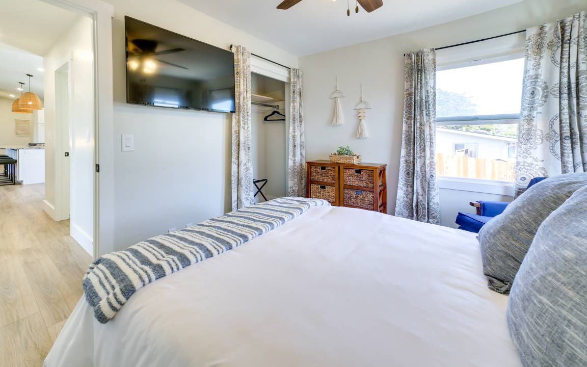Photo of Bedroom in Del Rey Oaks