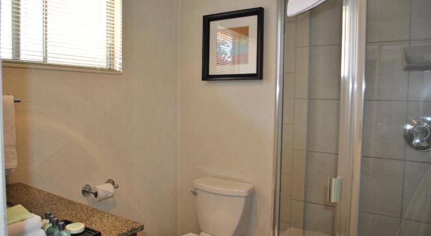 Photo of Bathroom in West Beach