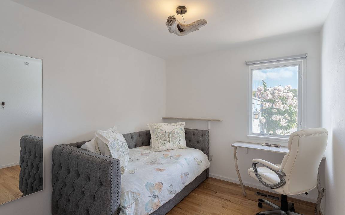 Photo of Bedroom in Carmel Point