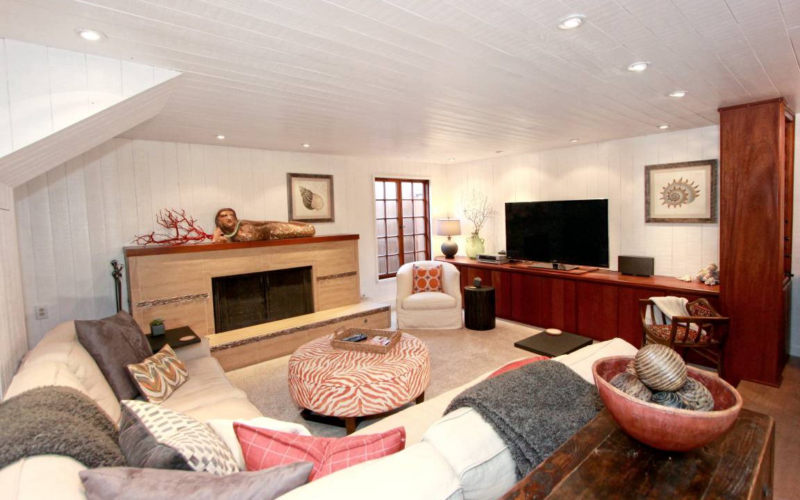 Photo of Livingroom in Corona del Mar