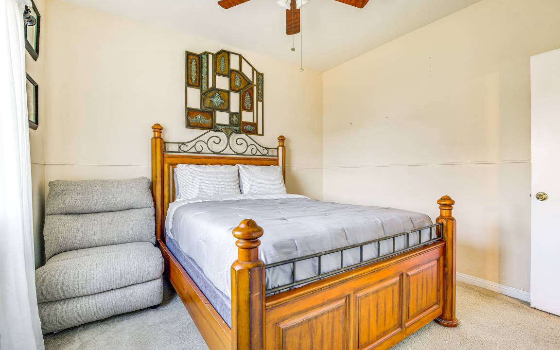 Photo of Bedroom in Victorville