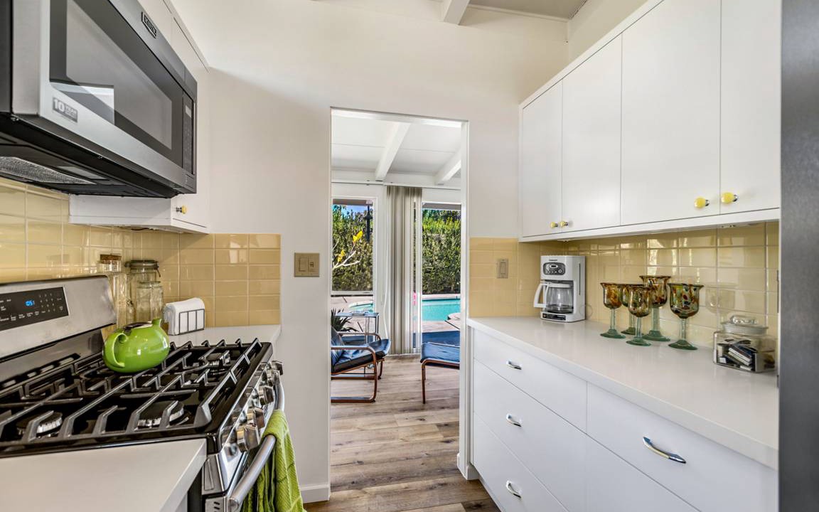 Photo of Kitchen in Magnesia Falls Cove