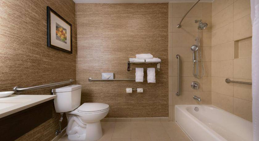 Photo of Bathroom in East Pasadena