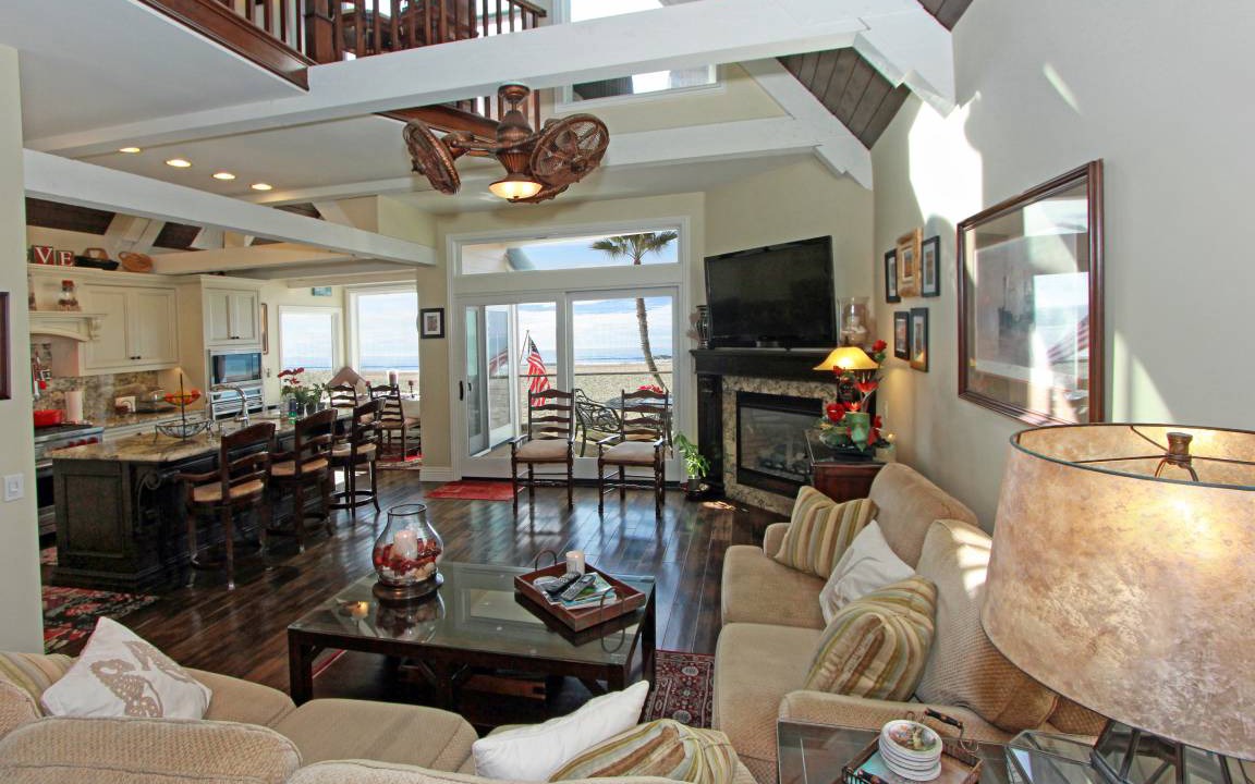 Photo of Livingroom in Santa Ana Heights