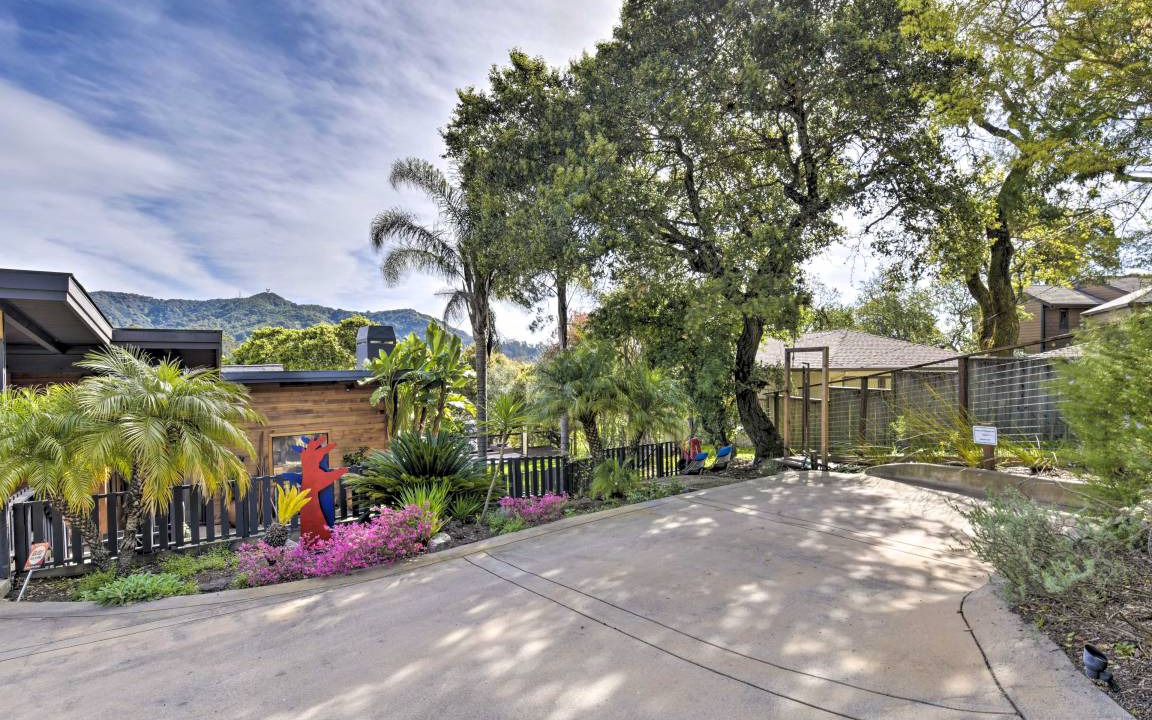 Photo of Others in San Rafael