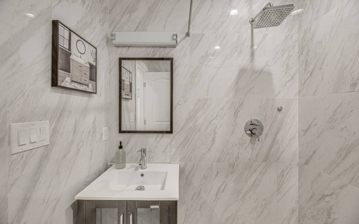 Photo of Bathroom in East Los Angeles