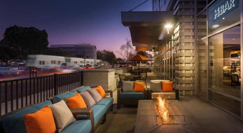 Photo of Livingroom in North San Jose