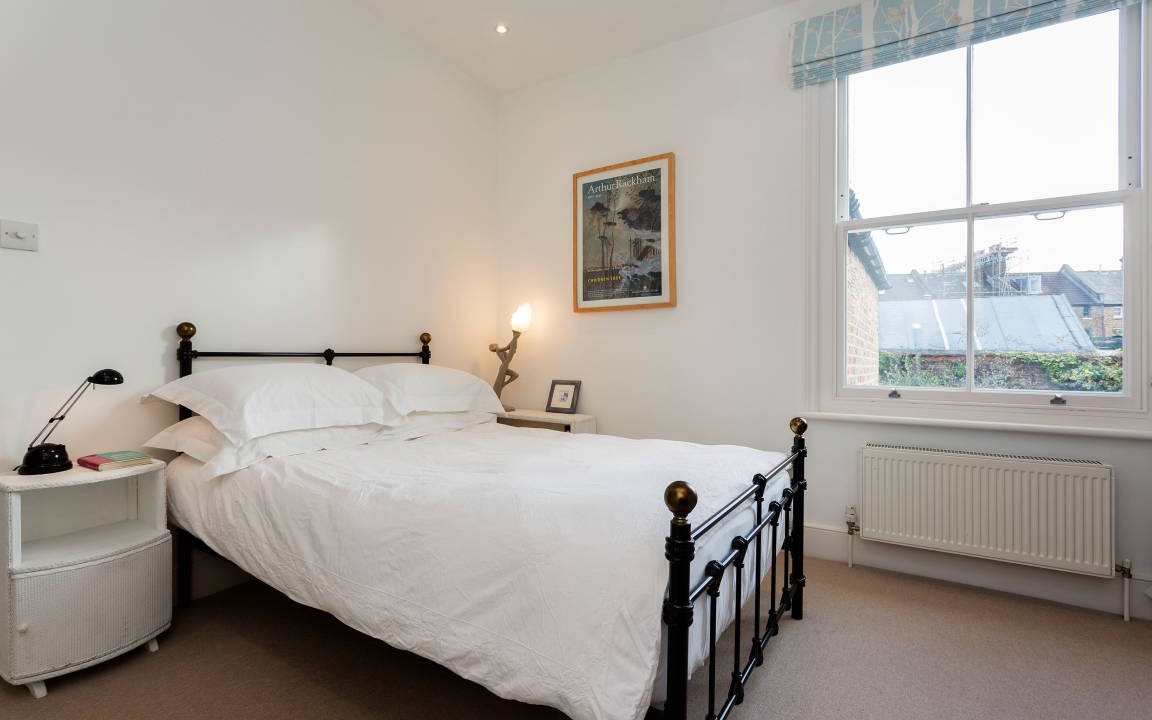 Photo of Bedroom in Gospel Oak