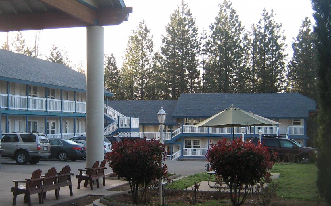 Photo of Others in Apple Hill