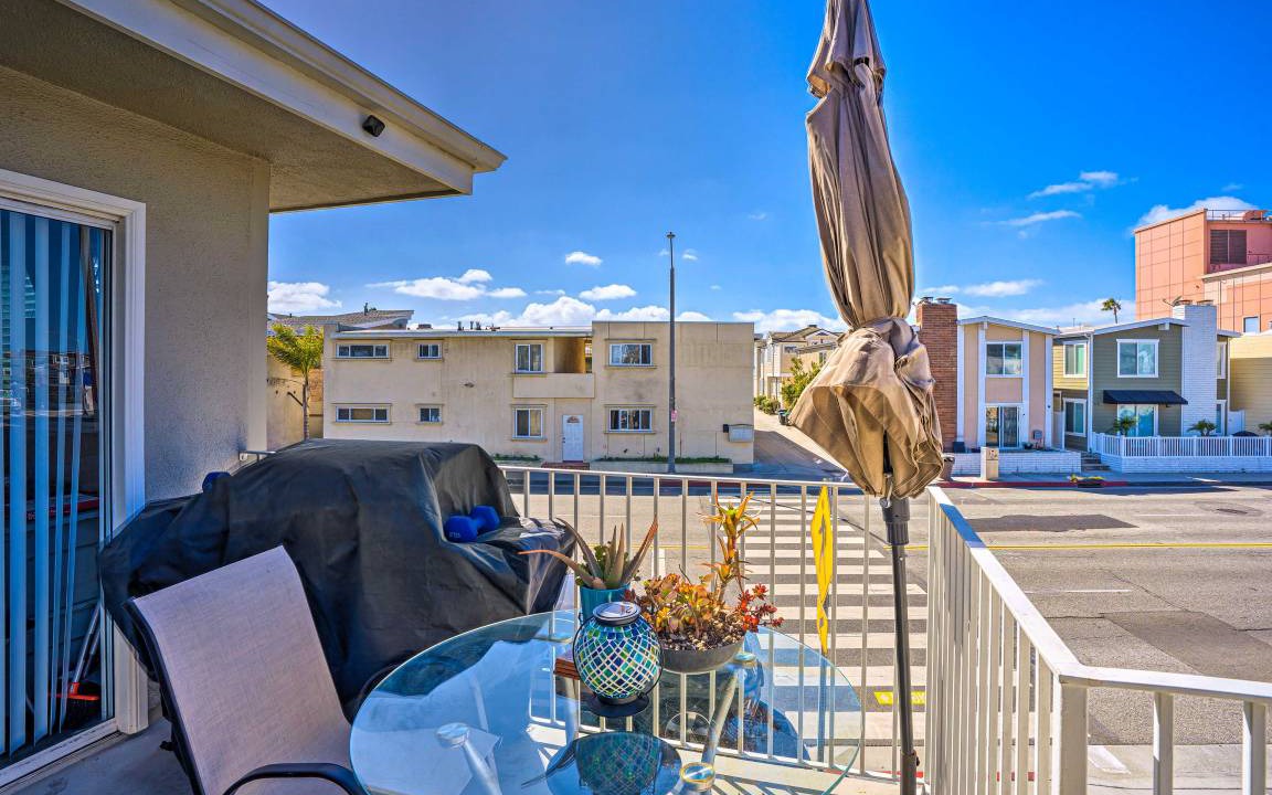 Photo of Patio Balcony in Balboa Peninsula