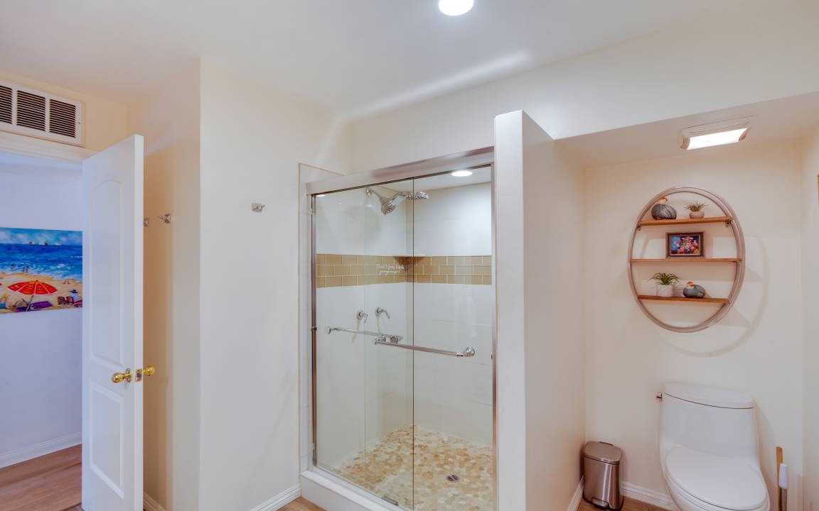 Photo of Bathroom in Deepwell Estates