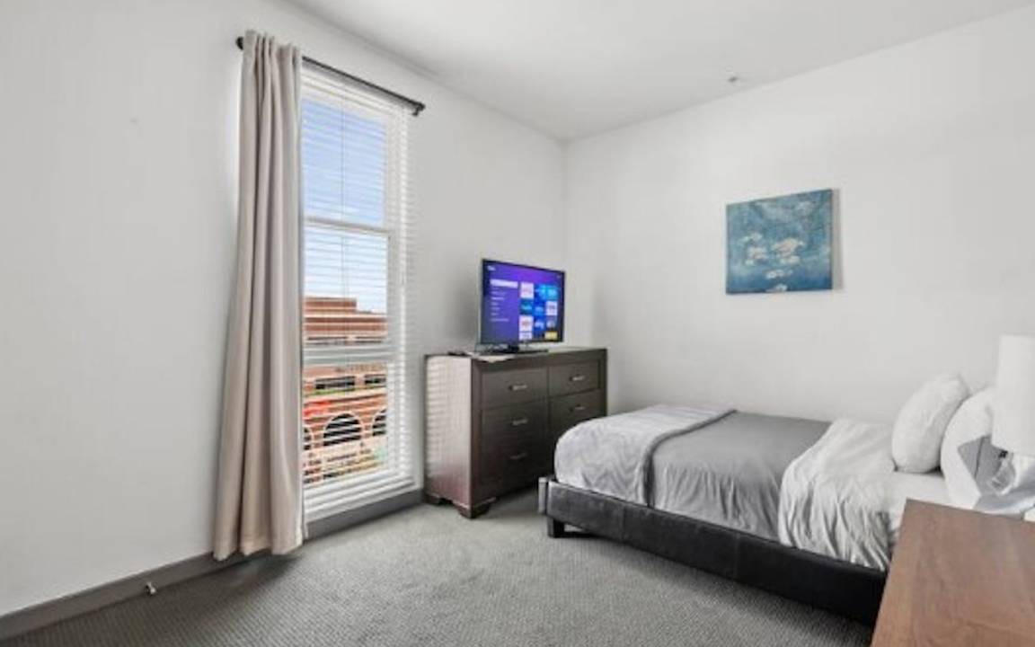 Photo of Bedroom in Downtown