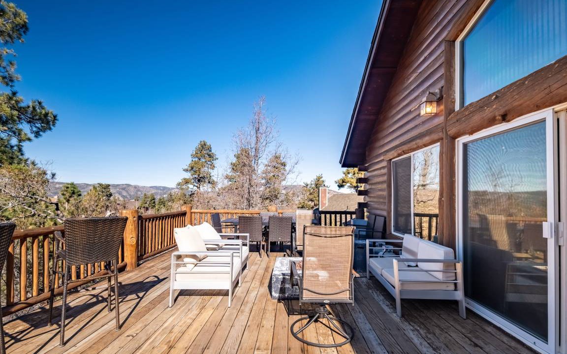 Photo of Patio Balcony in Upper Moonridge