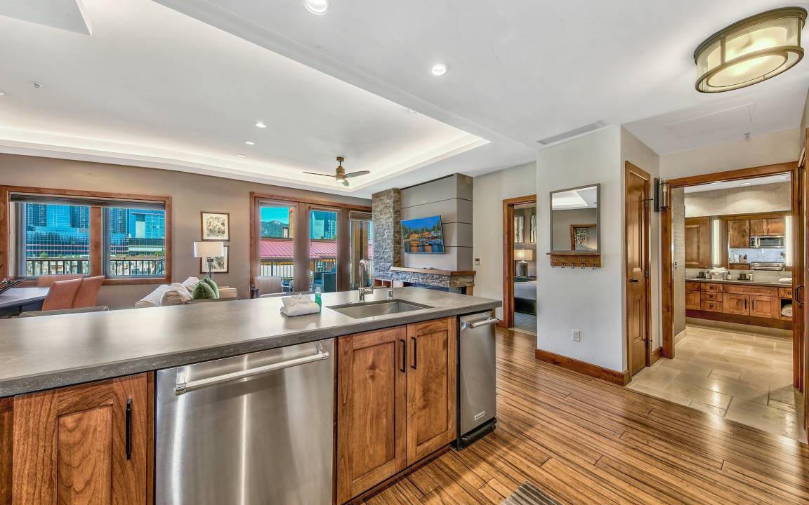 Photo of Kitchen in Lakeside Park