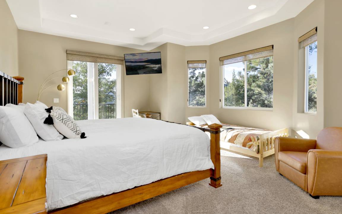 Photo of Others in Castle Glen Estates