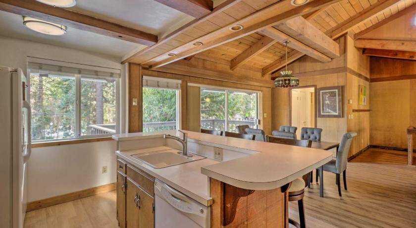 Photo of Others in Tahoe Sierra Estates