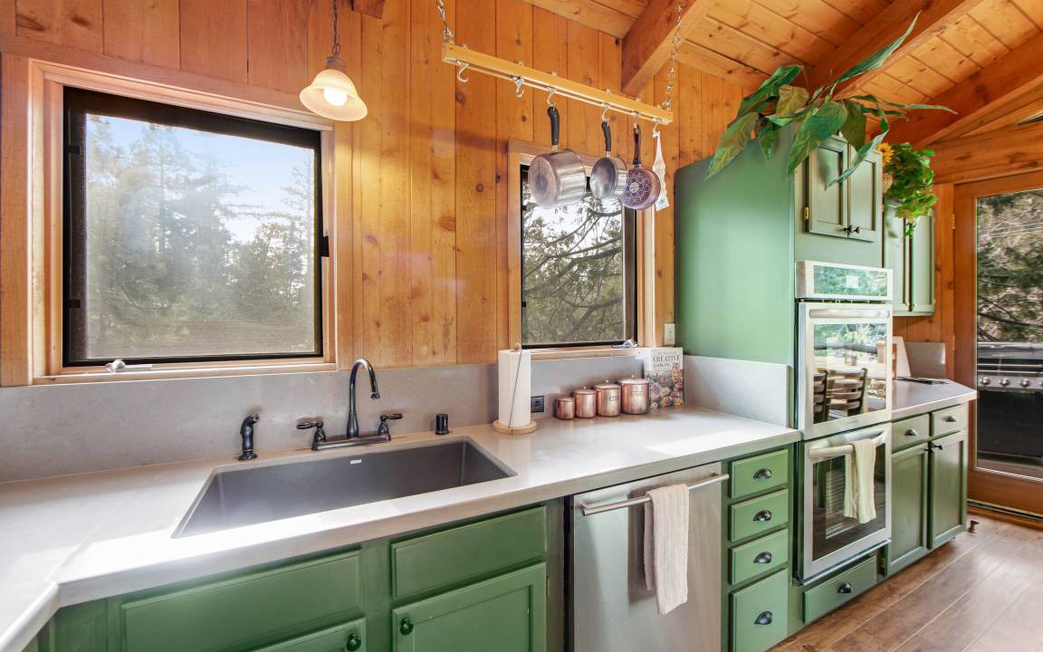 Photo of Kitchen in Fern Valley